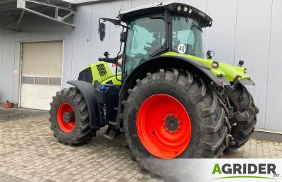 Claas Axion 830