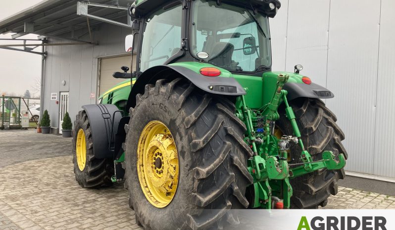 
								John Deere 8335 R full									