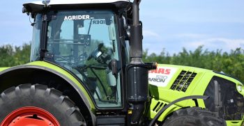 Agrider claas 530 automata kormányzással