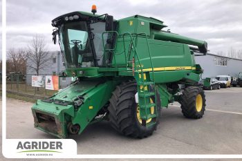 John Deere T560