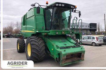 John Deere T560