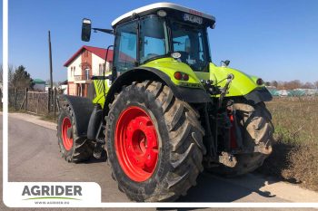 Claas Axion 820