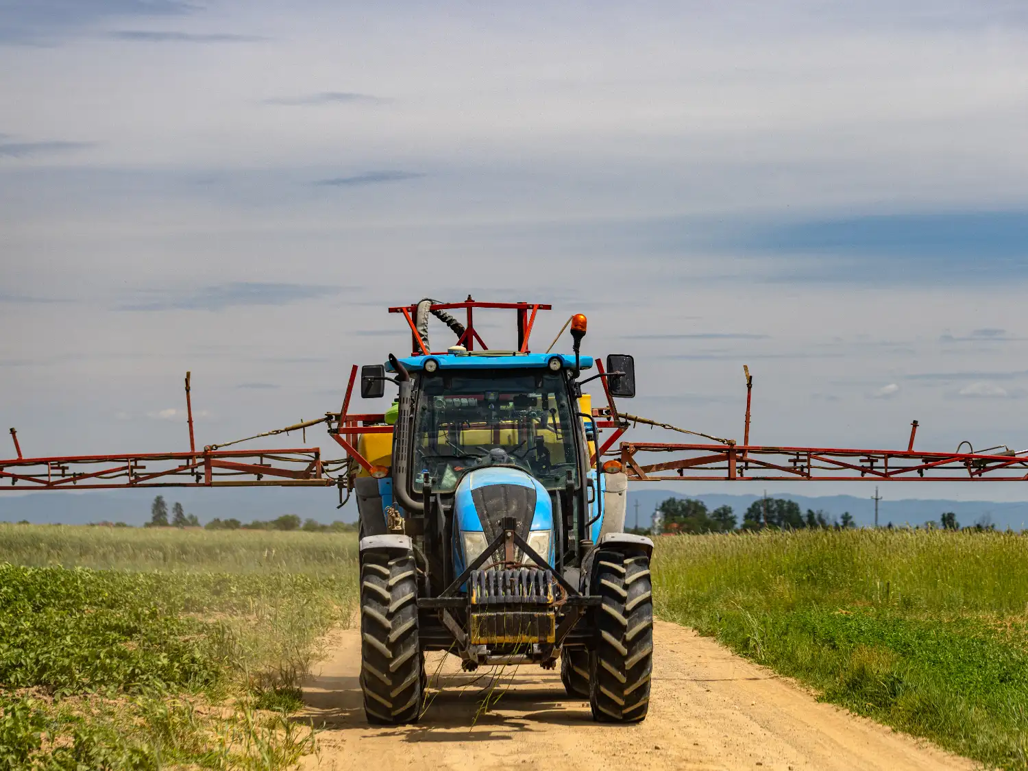 sprayer tractor