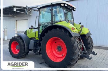Claas Arion 640