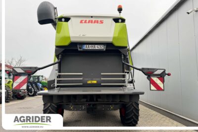 Claas Trion 650