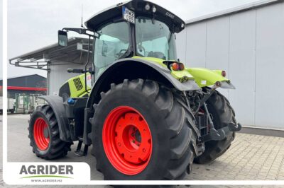 Claas Axion 830