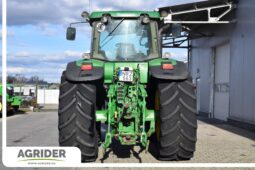 John Deere 7920