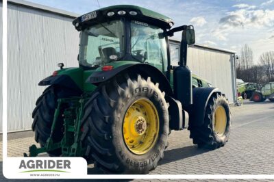 John Deere 8335 R