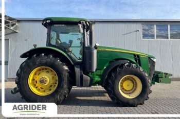 John Deere 8335 R