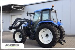New Holland TS 100