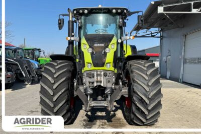 Claas Axion 810