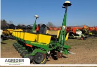
										John Deere 1750 MaxEmerge XP full									