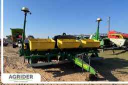 John Deere 1750 MaxEmerge XP