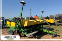 John Deere 1750 MaxEmerge XP