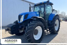 New Holland T 7060