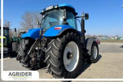 New Holland T 7060