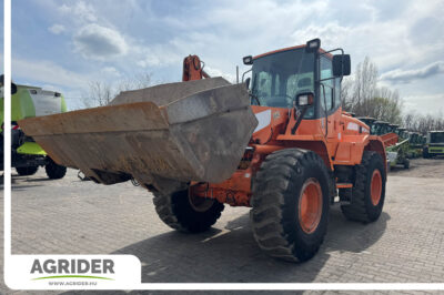 Doosan DL 200