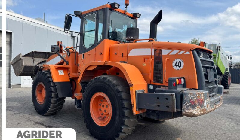 
								Doosan DL 200 full									