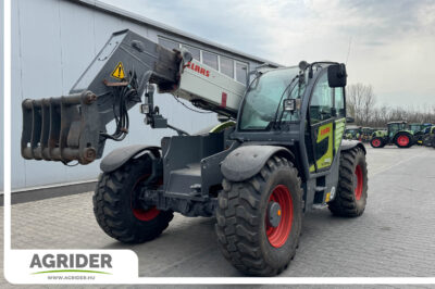 Claas Scorpion 9055 Varipower